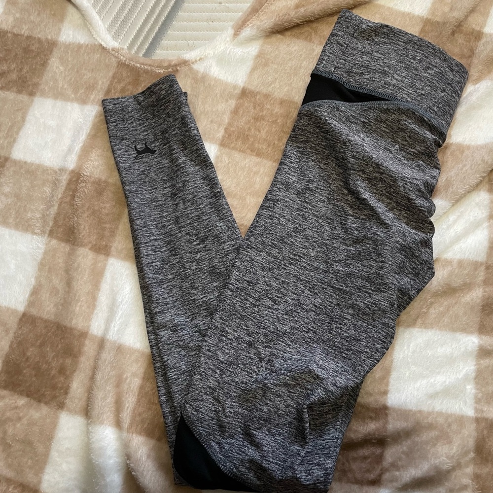 Women’s Pink Victoria Secret Gray Leggings